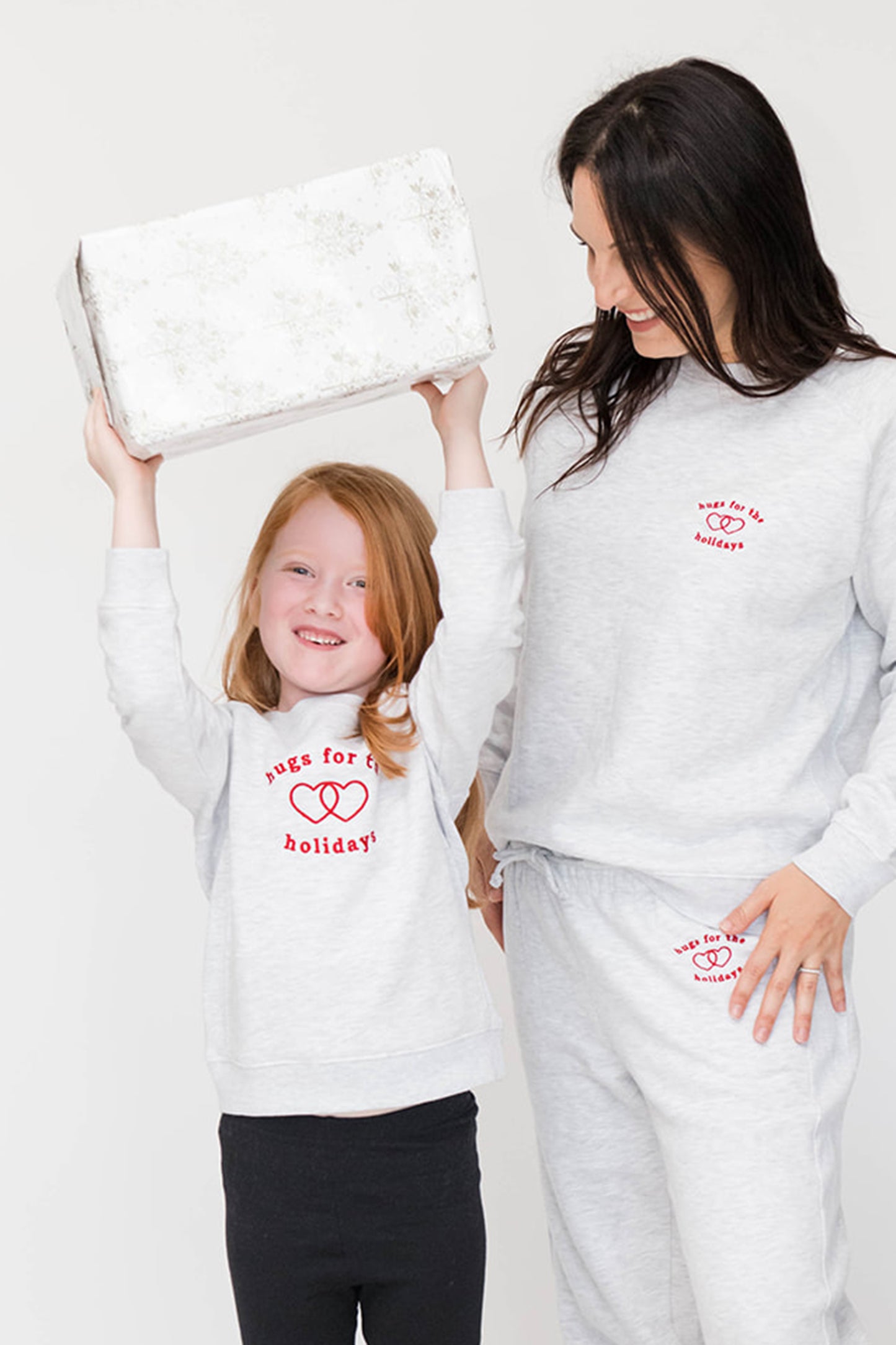 Kids | Mila Hugs For The Holidays Sweatshirt | Pebble Grey