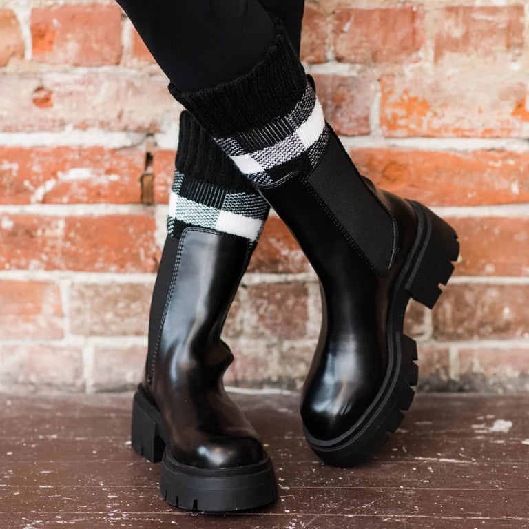 Boot socks hotsell short