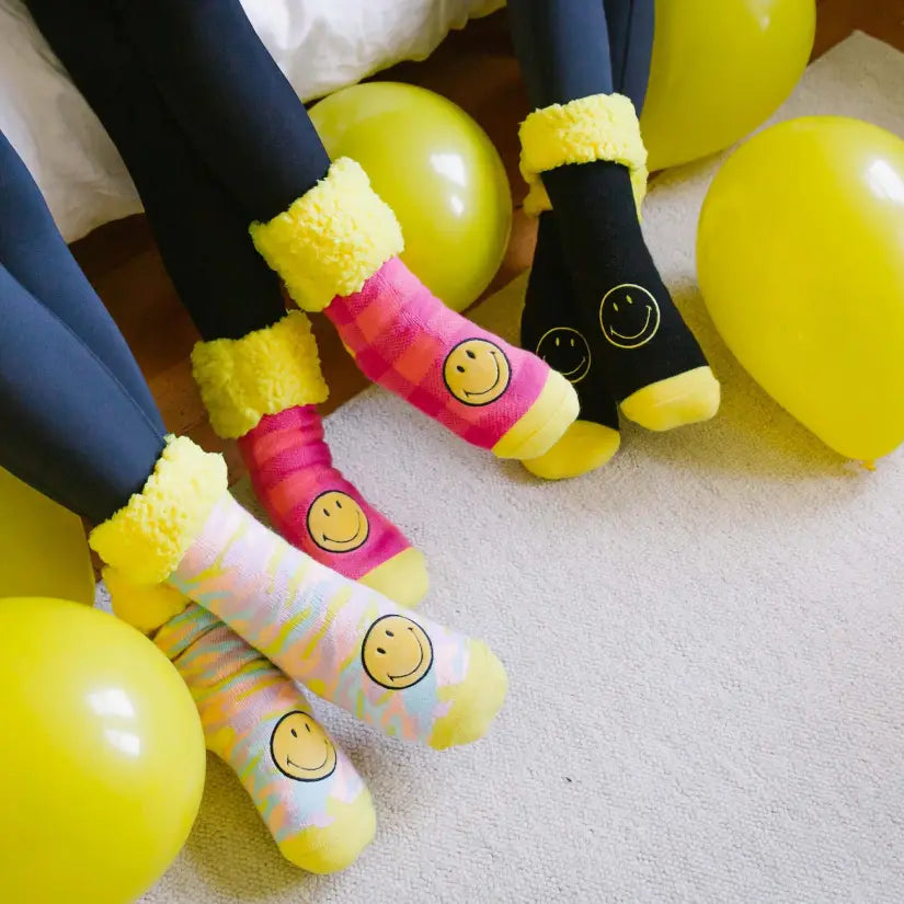 Smiley® x Pudus Classic Slipper Socks | Pink Lumberjack