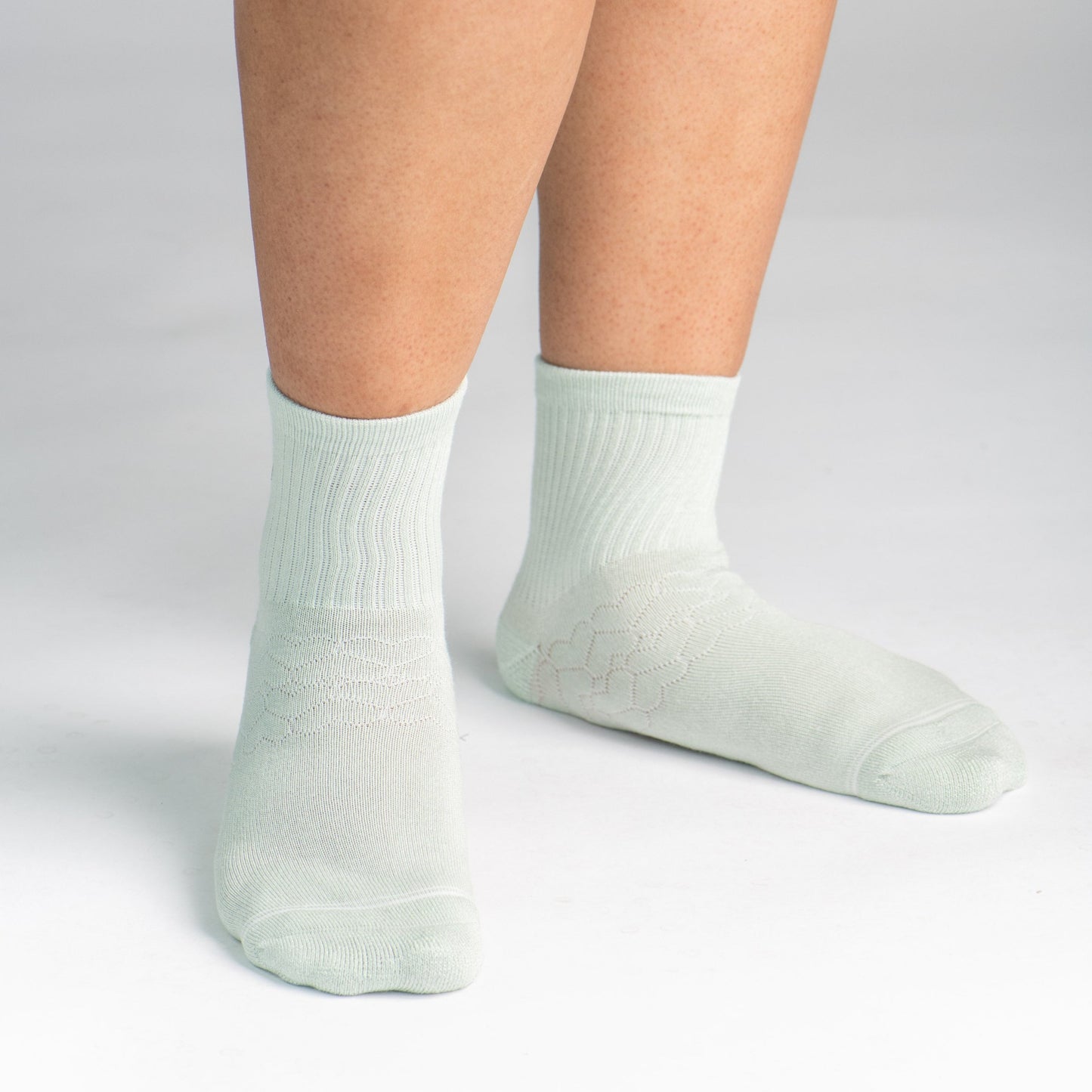 Bamboo Socks | Uptown Quarter Crew |Dew Drop