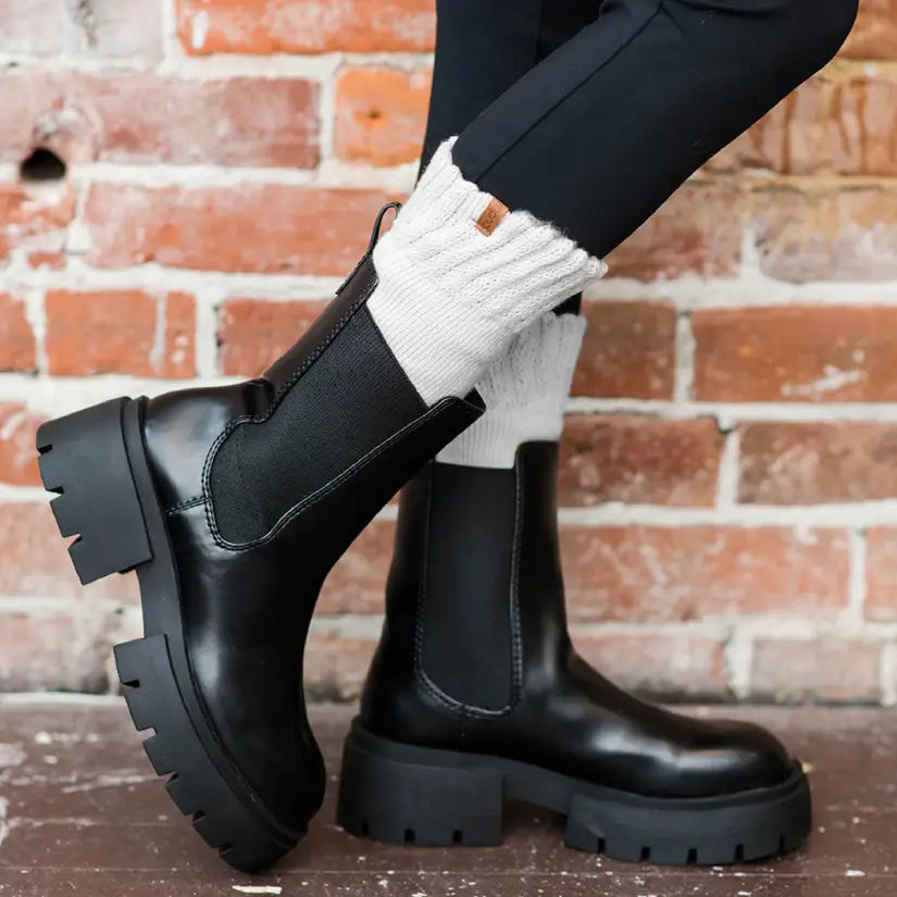White Boot Socks Adult Short Pudus Lifestyle Co