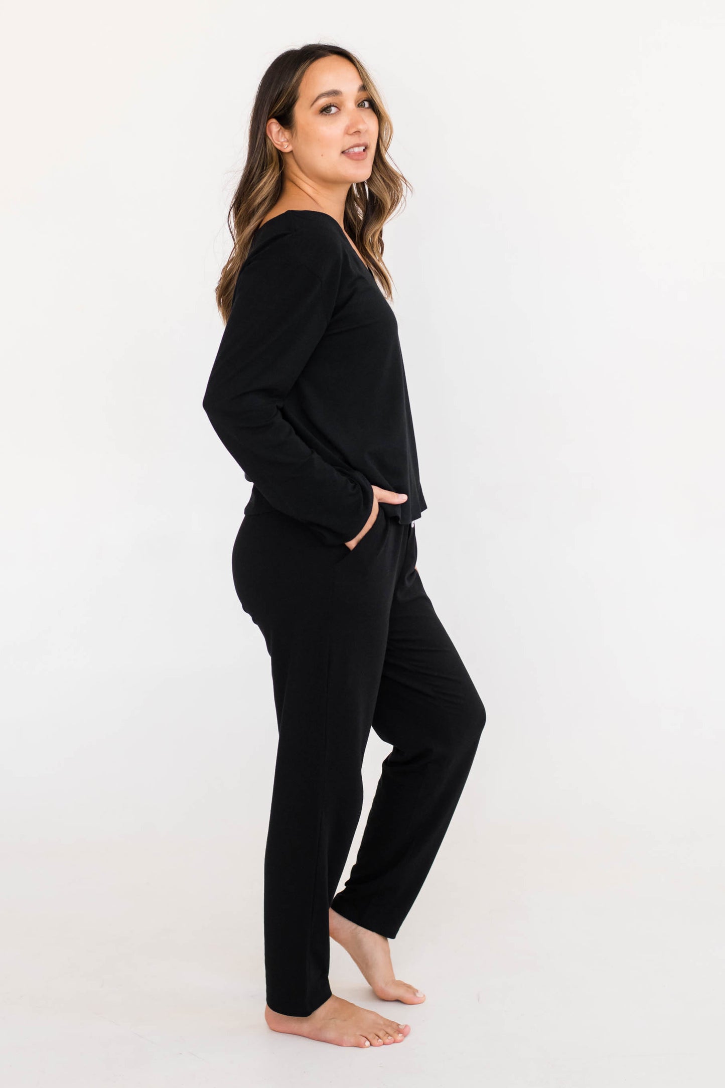 Jamie V-Neck Sleep Top | Black with Heart