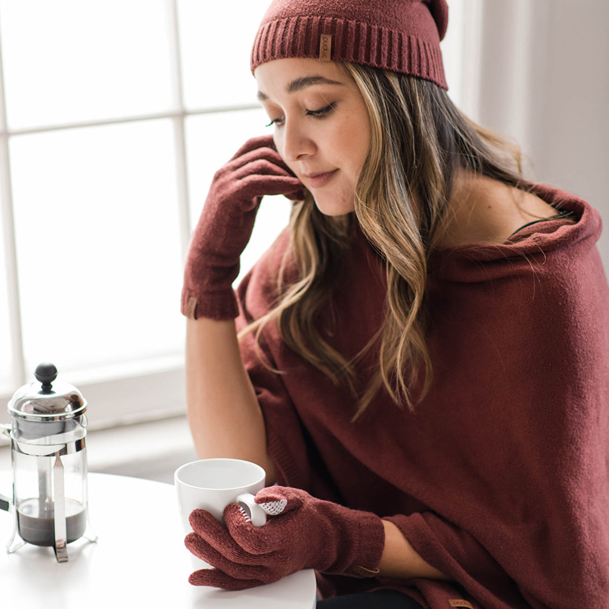 Marionberry Faux Cashmere Tech Gloves