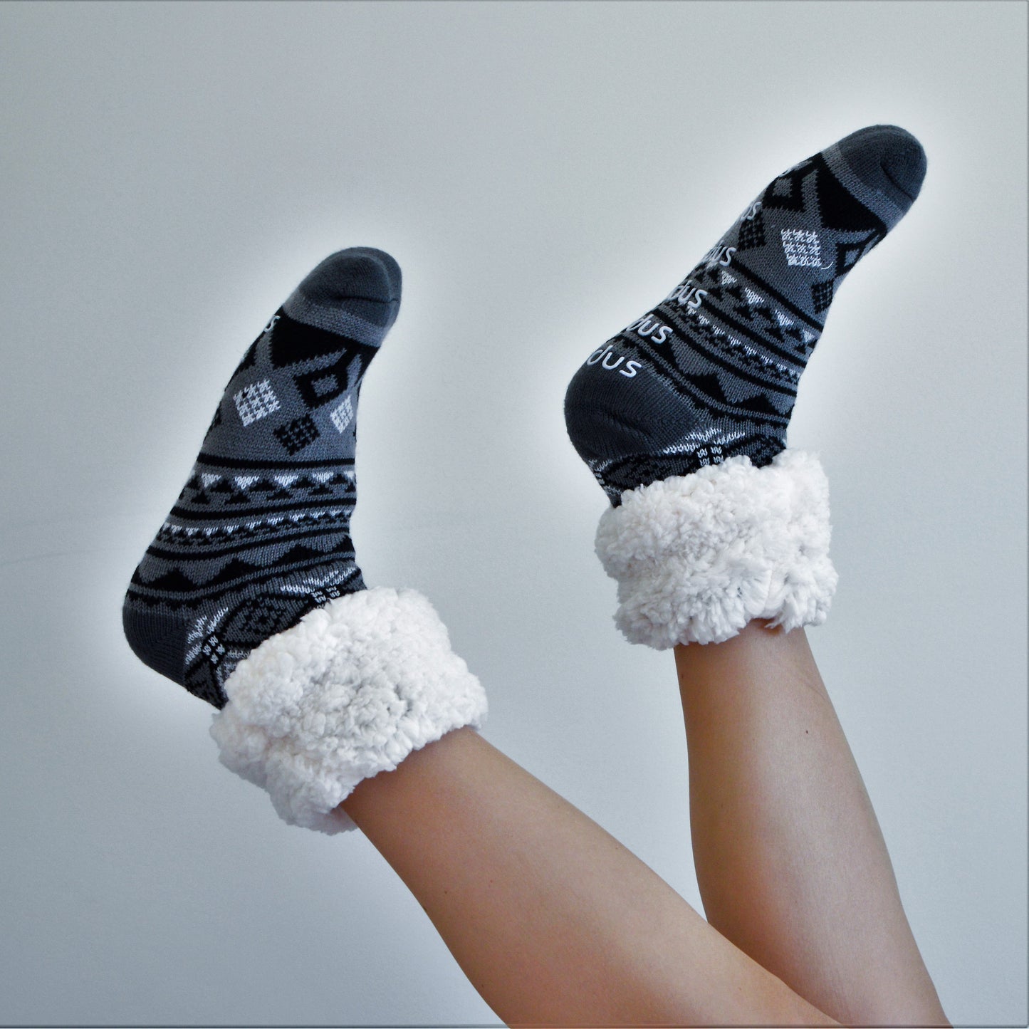 Pudus Cozy Winter Slipper Socks for Women and Men with Non-Slip Grippers and Faux Fur Sherpa Fleece - Adult Regular Fuzzy Socks Geomertic Black - Classic Slipper Sock