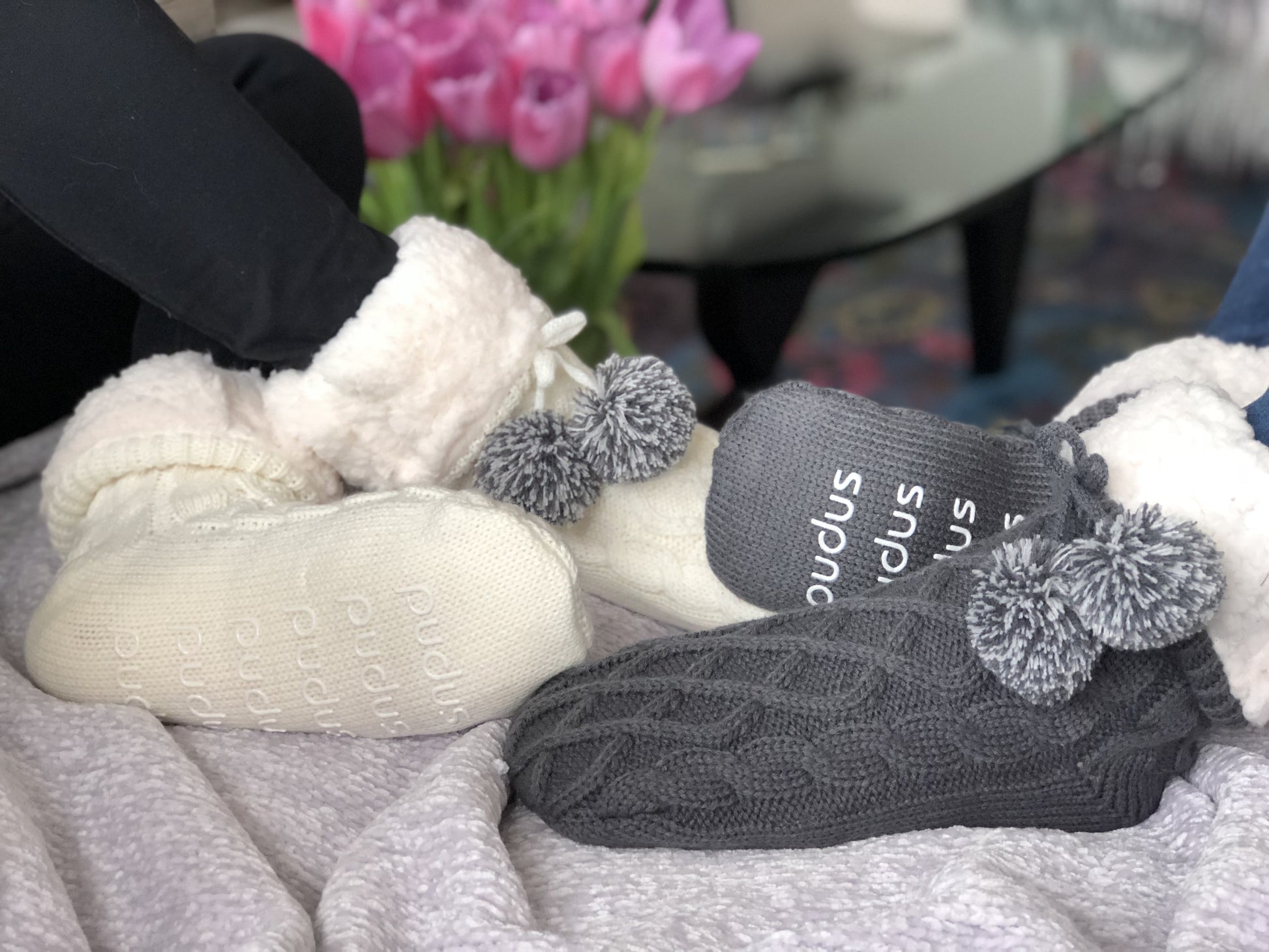 Pudus Winter Cable Knit Slipper Socks for Women and Men with Non-Slip Grippers and Faux Fur Sherpa Fleece Lining - Adult Regular Fuzzy Socks Cable Knit White - Classic Slipper Sock