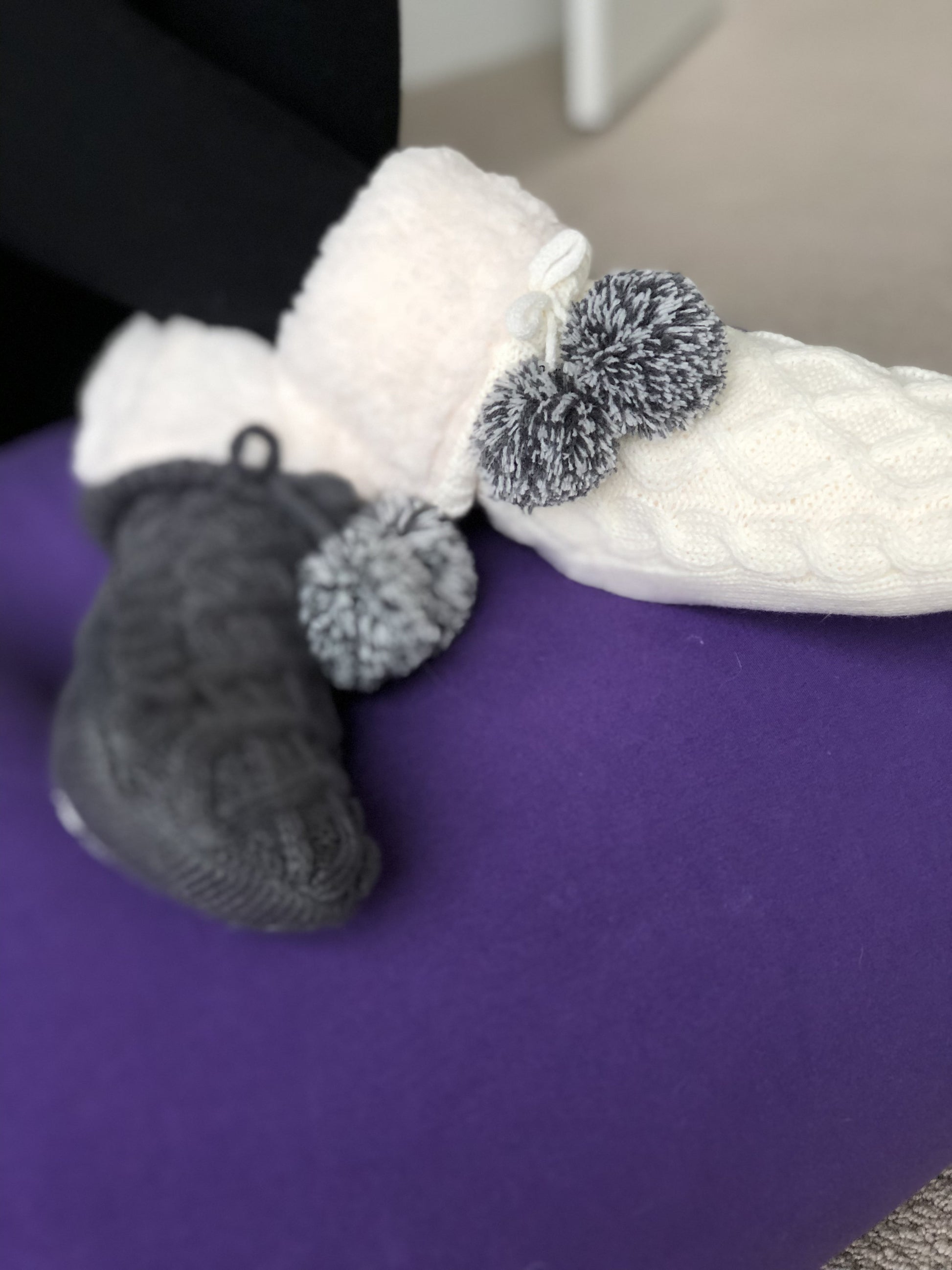 Pudus Winter Cable Knit Slipper Socks for Women and Men with Non-Slip Grippers and Faux Fur Sherpa Fleece Lining - Adult Regular Fuzzy Socks Cable Knit White - Classic Slipper Sock