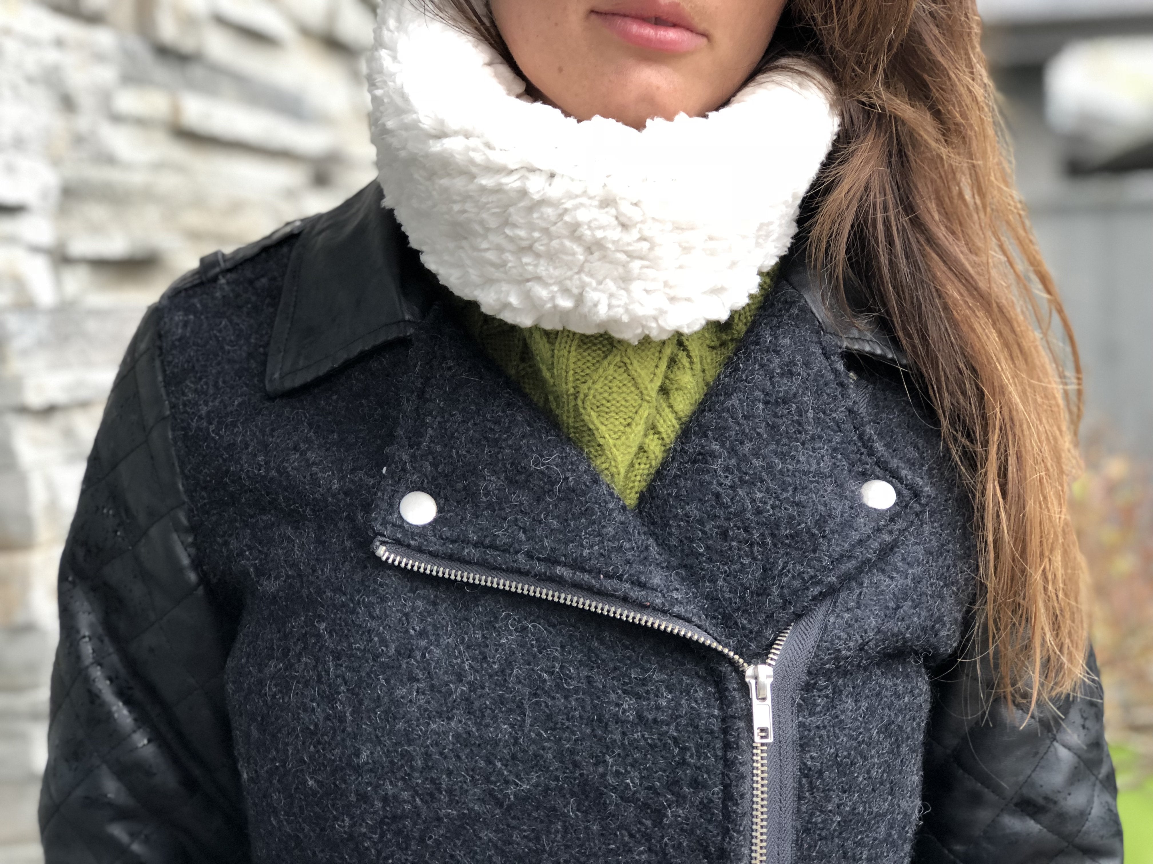 Cable Knit Snood Neck Warmer | Green – Pudus™ Lifestyle Co.