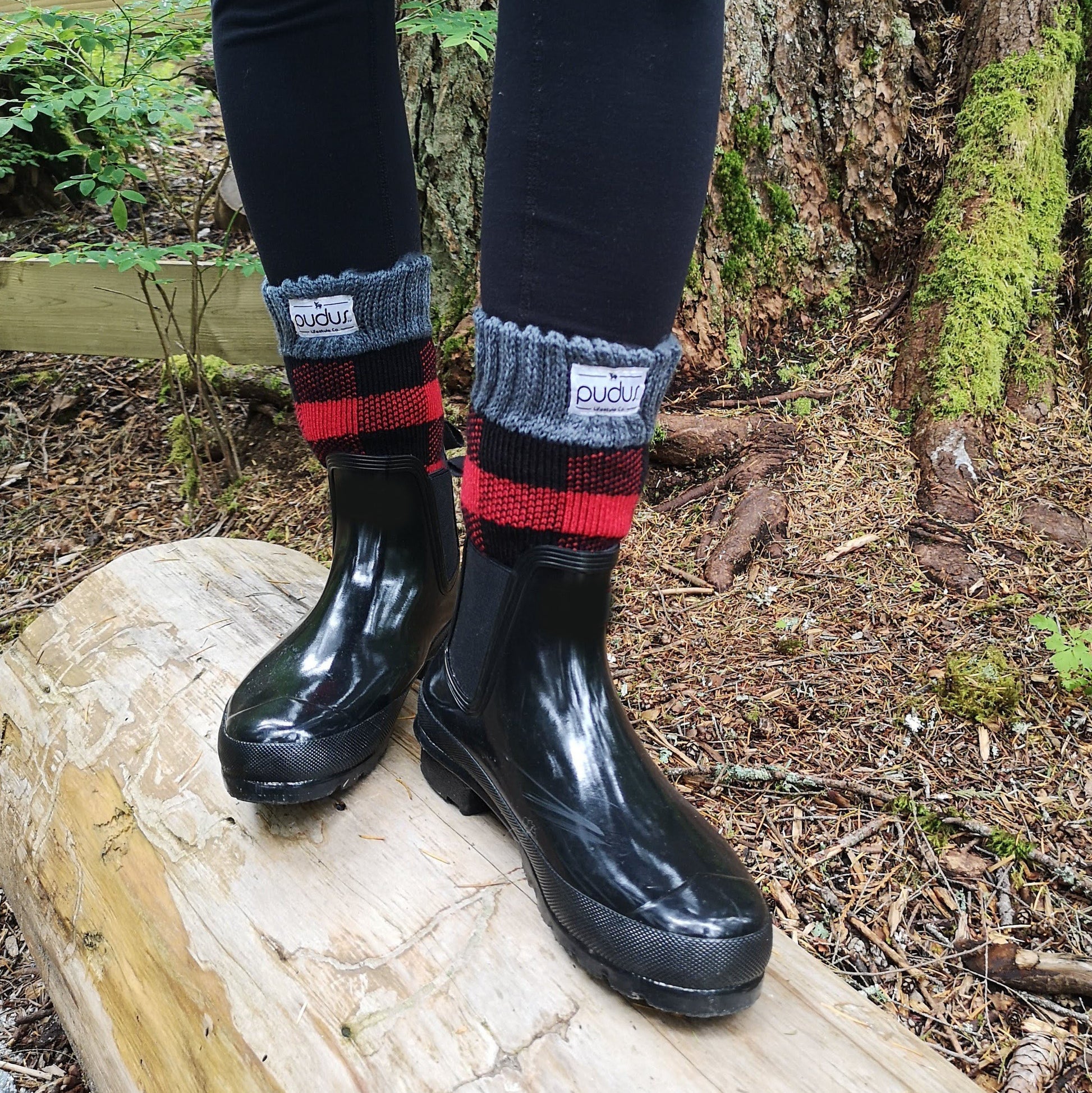 Pudus Women's Warm Short Boot Socks (W 6-10) Crew-Length Winter Socks (Perfect Thermal Socks, Rain Boot Socks and Hiking Socks) Boot Sock Lumberjack Red Adult Short