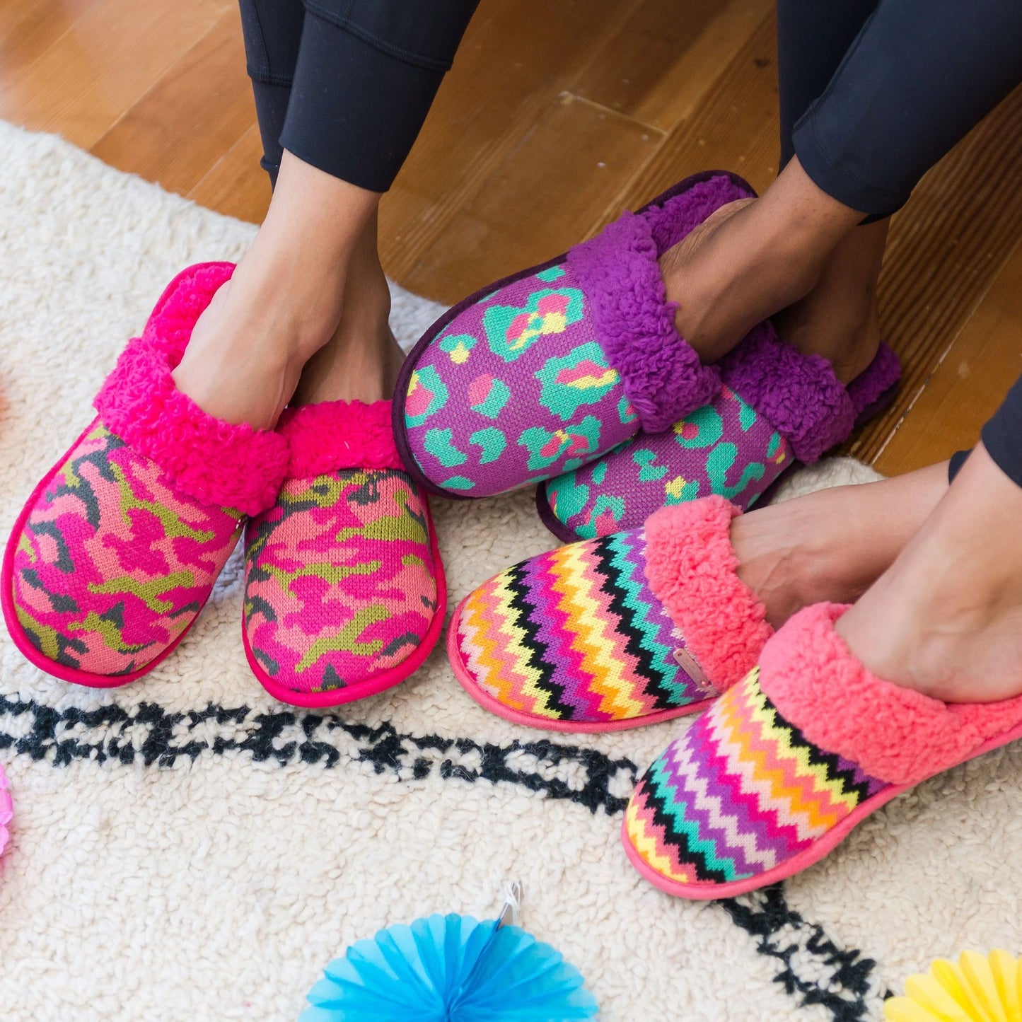 Bright Creekside Slide Slippers | Coral Chevron