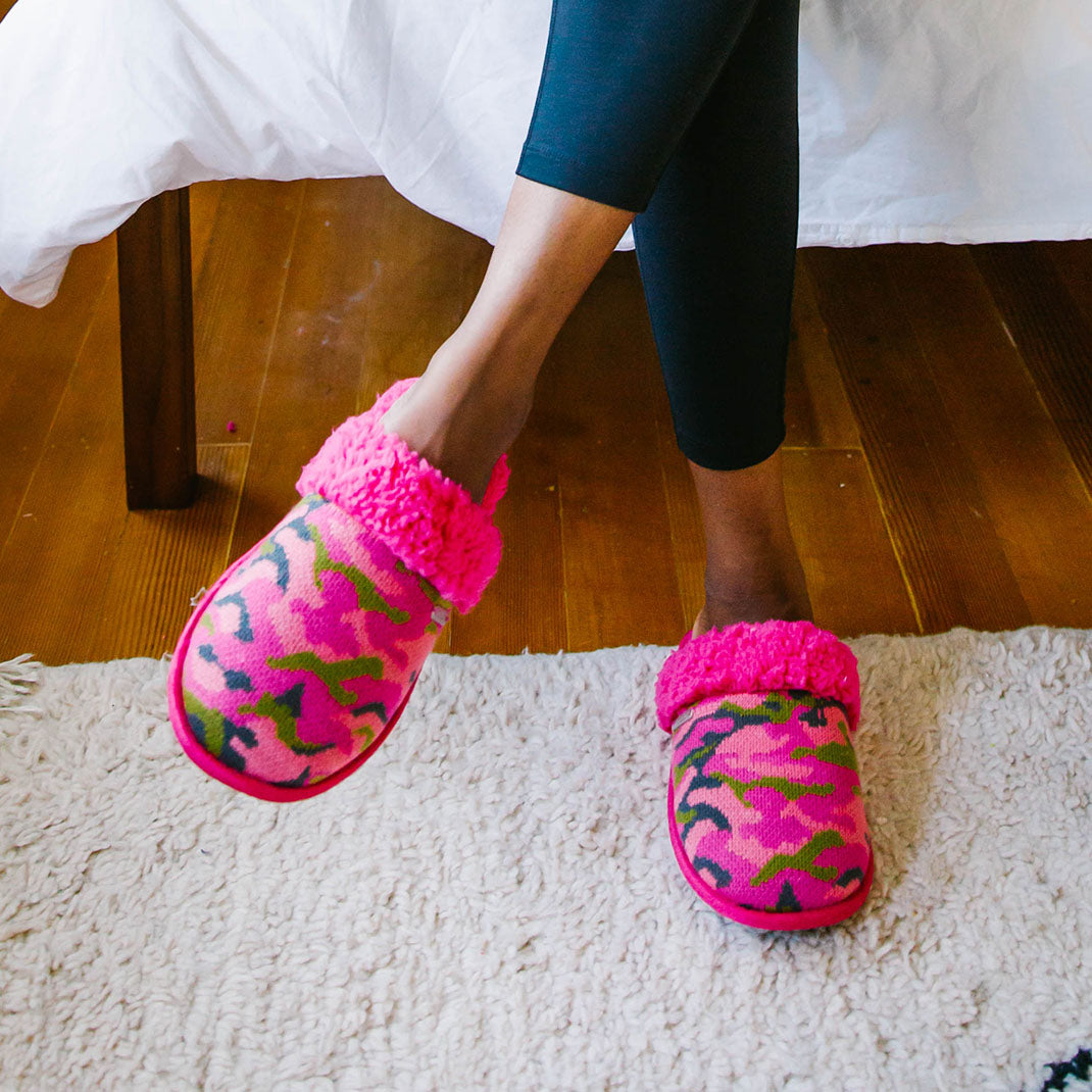 Bright Collection Creekside Slide Slippers | Camo Pink