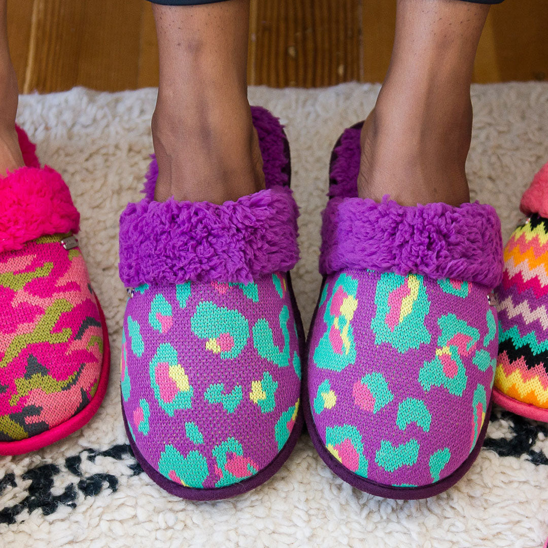 Bright Creekside Slide Slippers | Purple Leopard