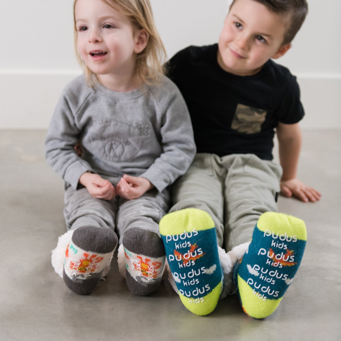 Kids Classic Slipper Socks | Airplane Oxford