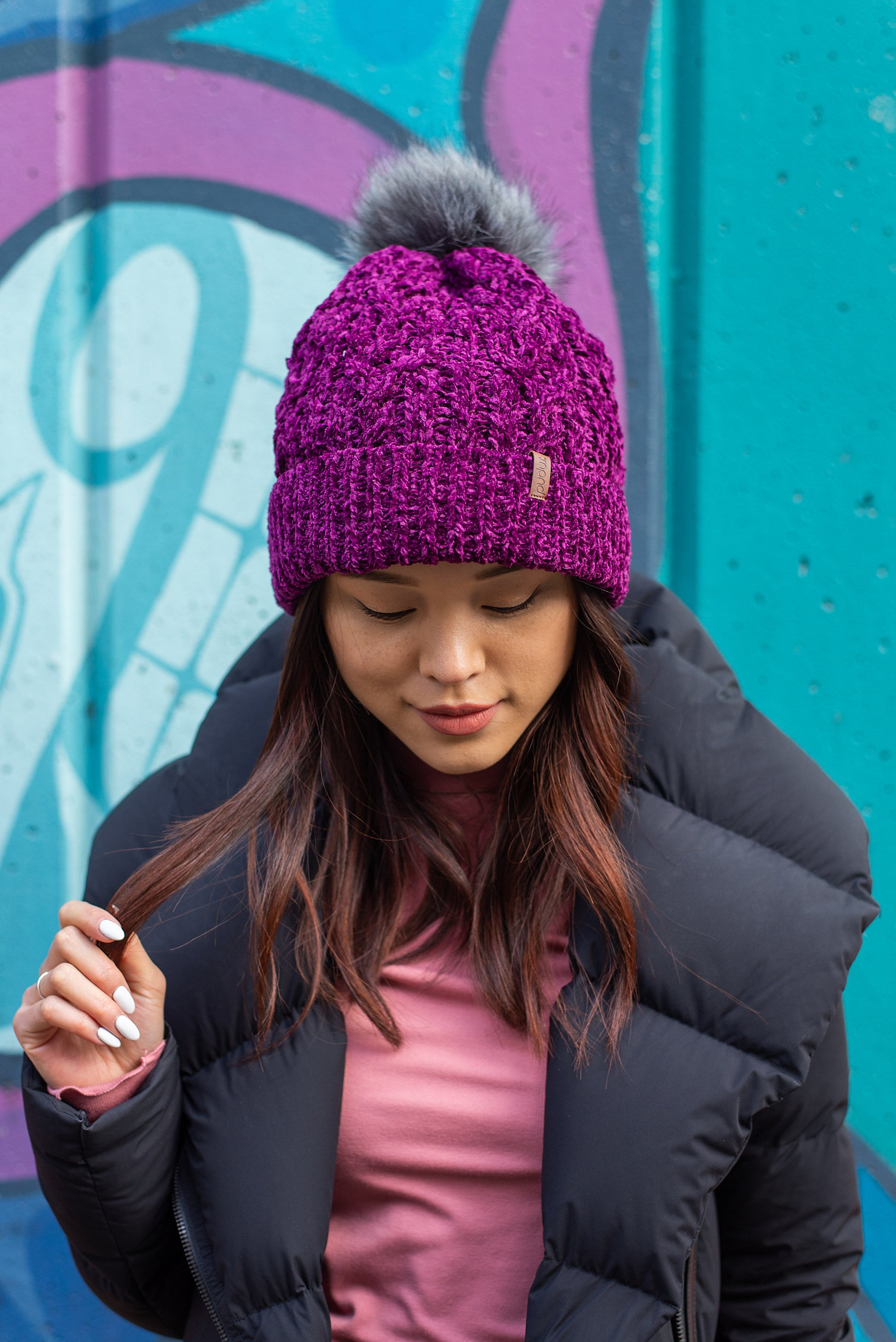 Pudus Winter Cable Knit Chenille Toque in Dark Purple with Fuzzy Pom Pom and Faux Fur Sherpa Fleece Lining