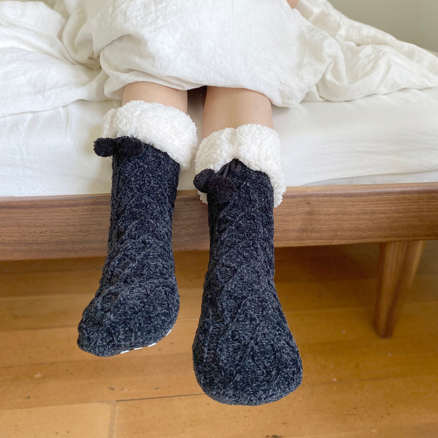 Pudus Winter Cable Knit Slipper Socks in Black with Non-Slip Grippers and Faux Fur Sherpa Fleece Lining