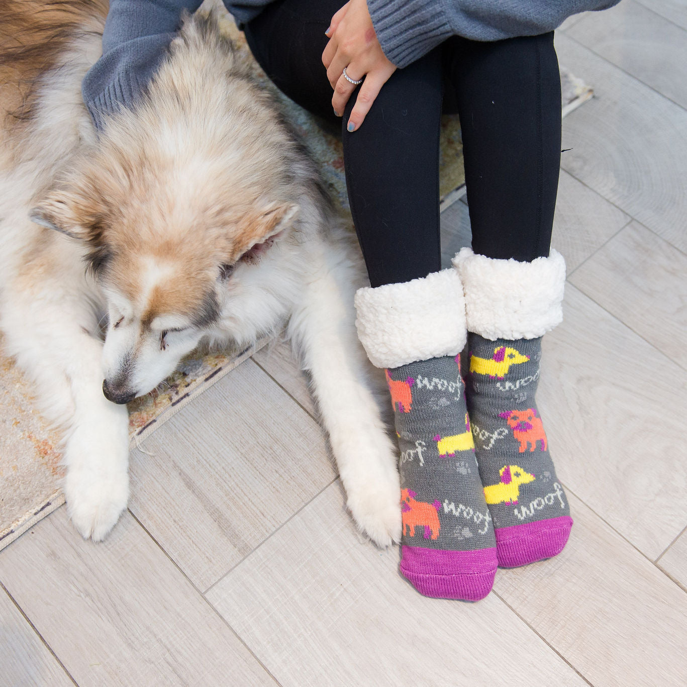 Classic Slipper Socks | Dog Woof