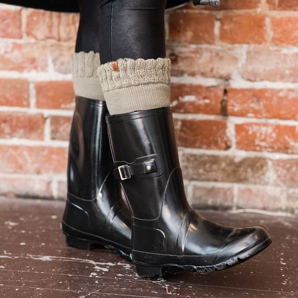 Sage green on sale boot socks