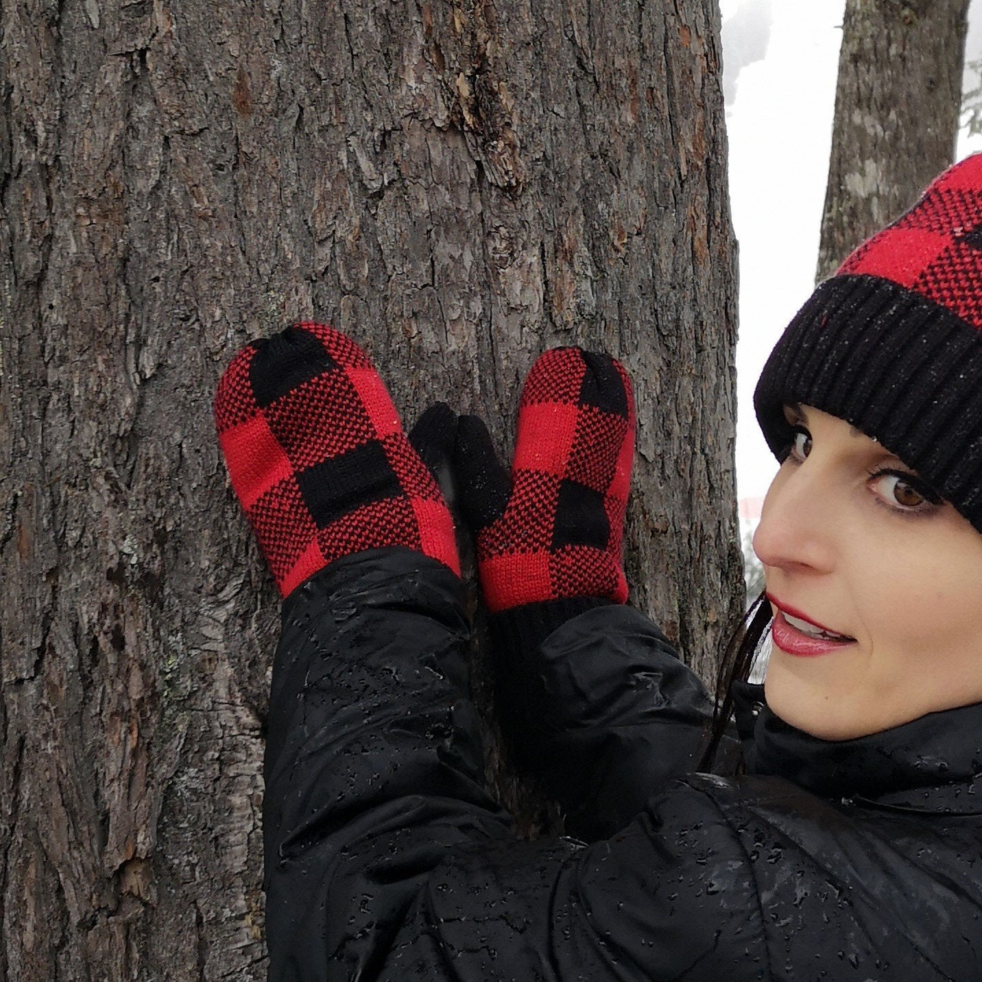 Pudus Classic Knit Winter Mittens for Women, Sherpa Fleece-Lined Warm Gloves Lumberjack Red - Mittens Adult