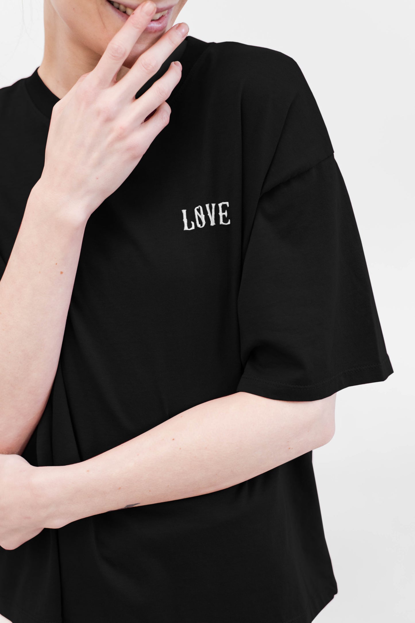Stella Boxy T-Shirt | Black